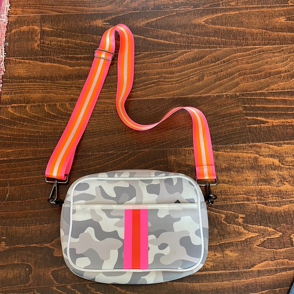Haute Shore Crossbody Foam Bag